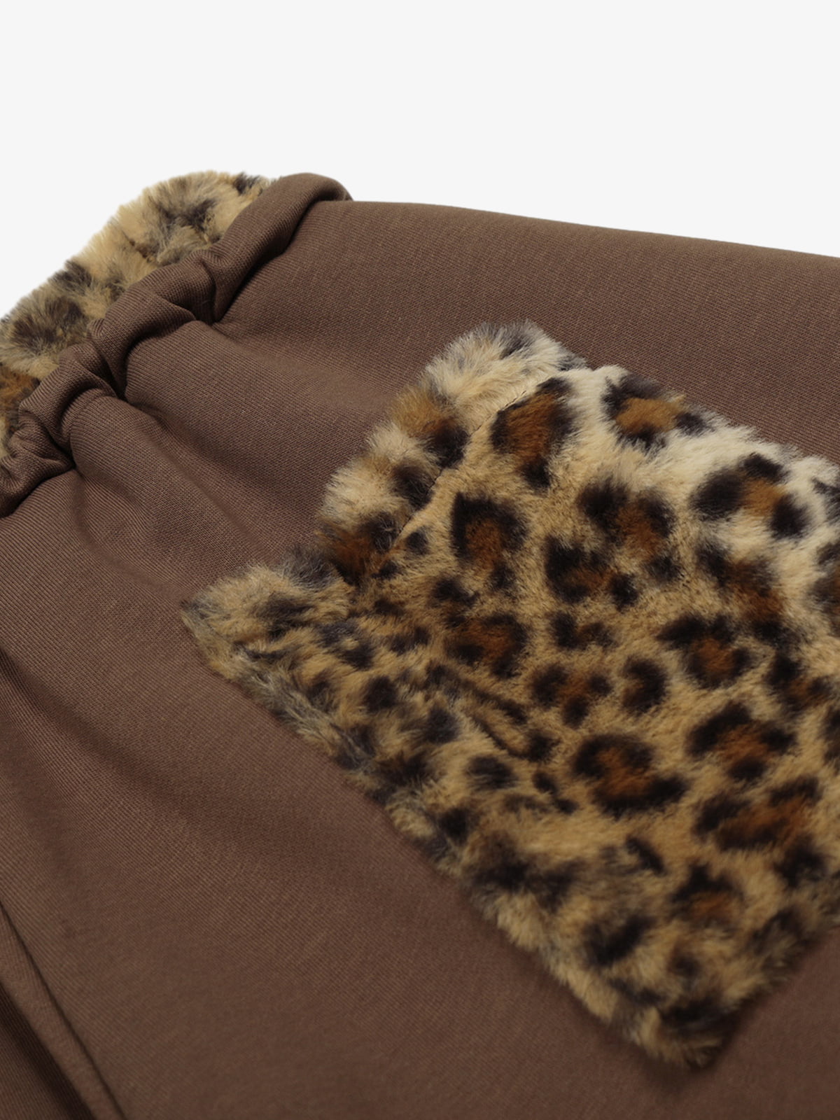 Leopard-Trimmed Wide-Leg Lounge Pants with Unique Print Design 