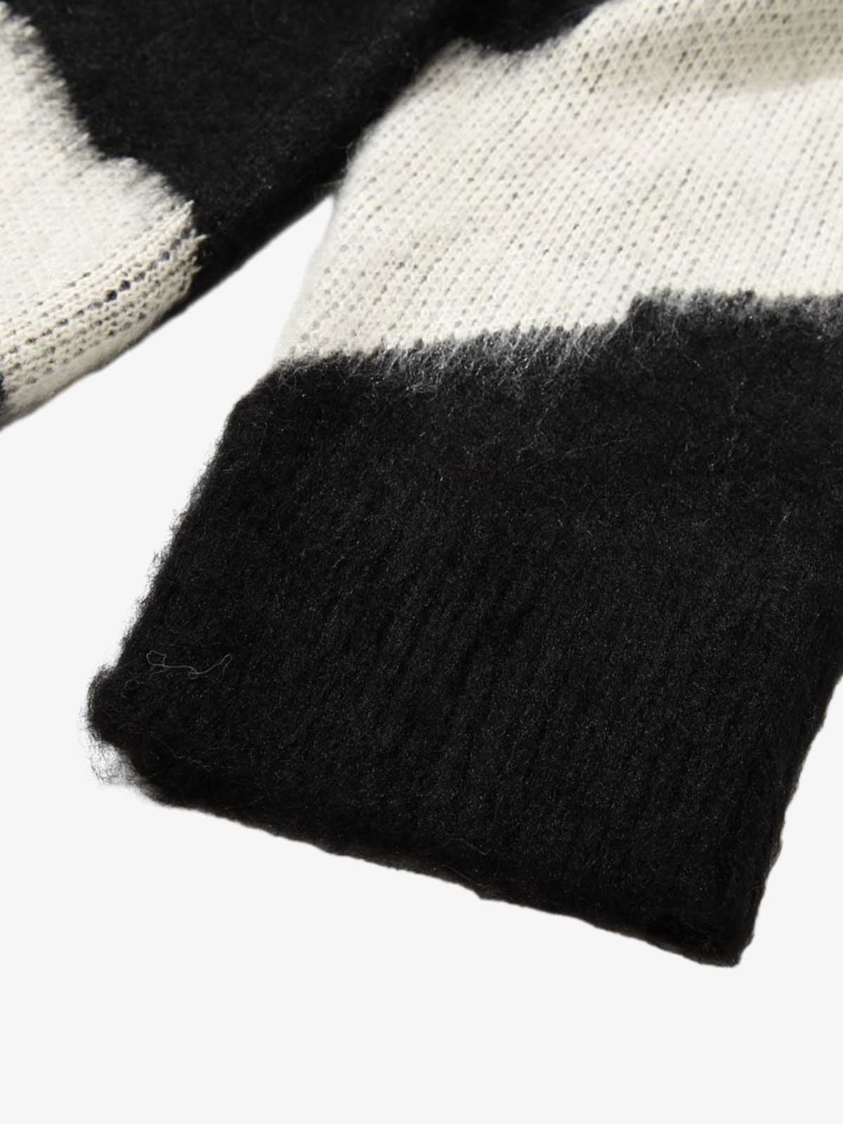 Striped Pattern Oversized Sweater for Women - Trendy and Versatile Winter Knitwear 