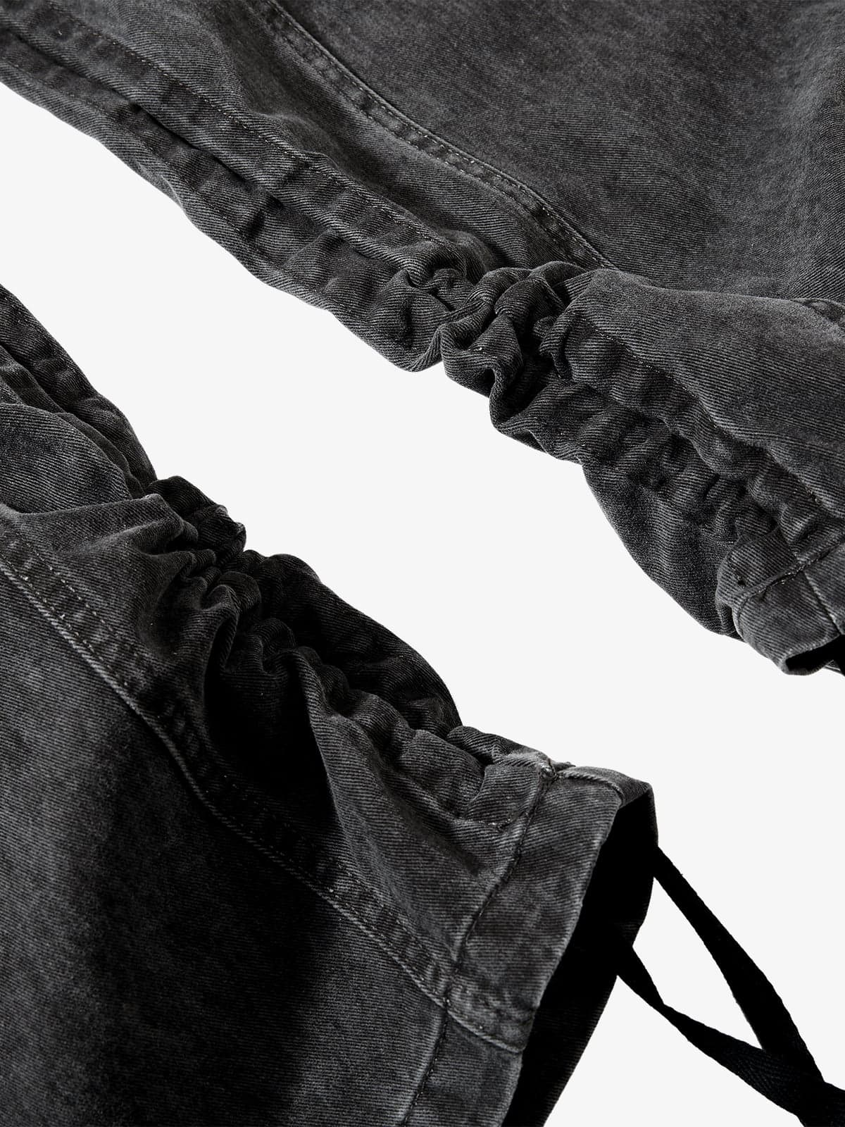 Cotton Twill Cargo Pants for Men Wide Leg Streetwear Style with Multiple Pockets and Drawstring Hem?