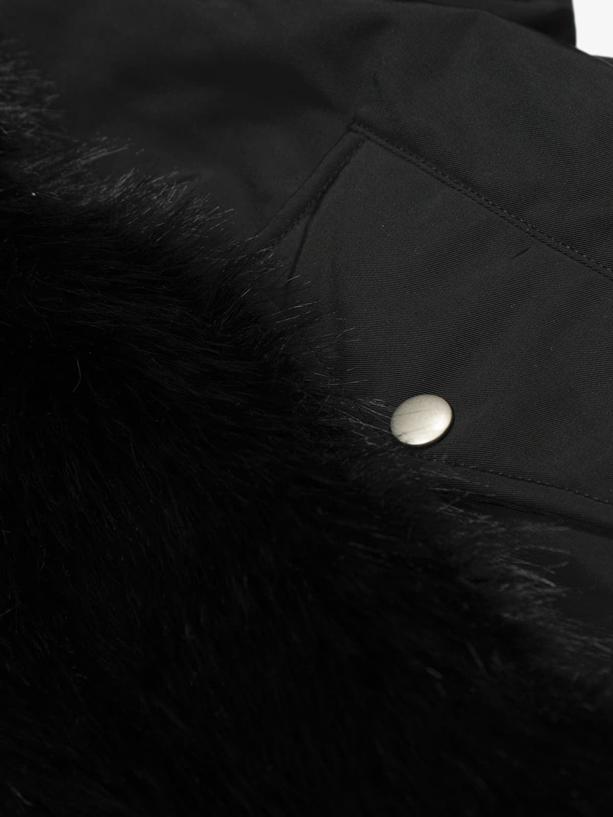 Stylish Faux Fur Trimmed Bomber Jacket for Winter Fashion 