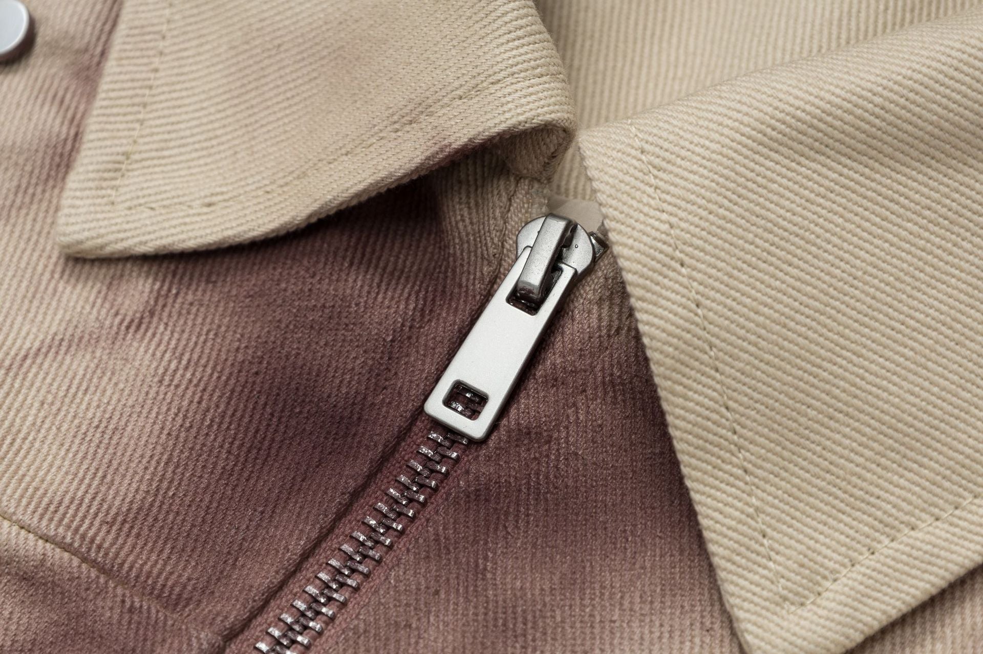 Stylish Tie-Dye Embroidered Jacket for Casual and Fashionable Looks 