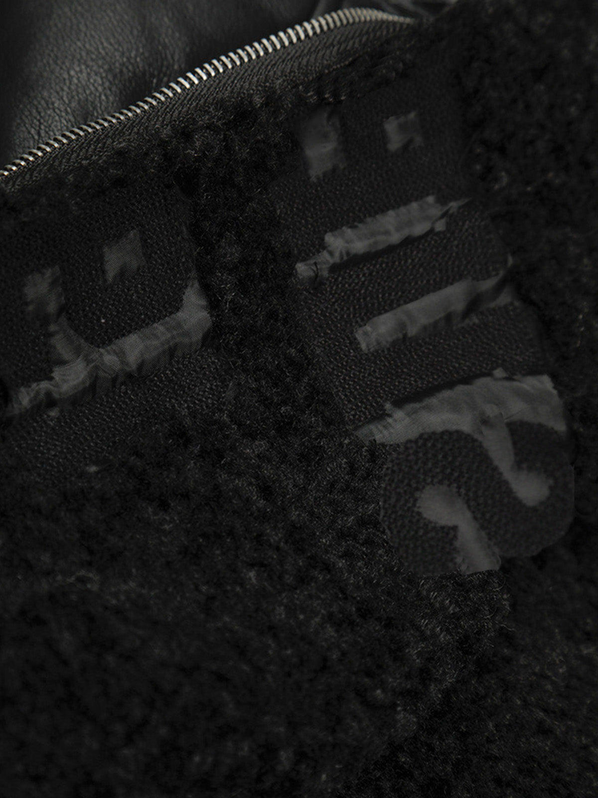 Stylish Bomber Jacket with Faux Fur Collar for Winter Fashion 