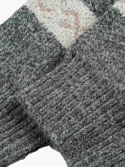 Cozy Winter Knit Sweater with Deer Motif and Zip Closure 