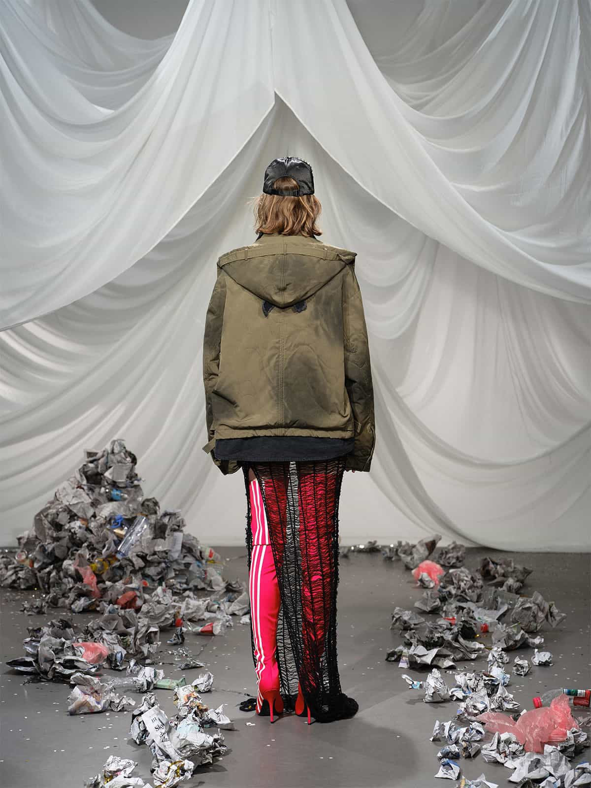 Camouflage Print Quilted Jacket with Detachable Hood for Men 