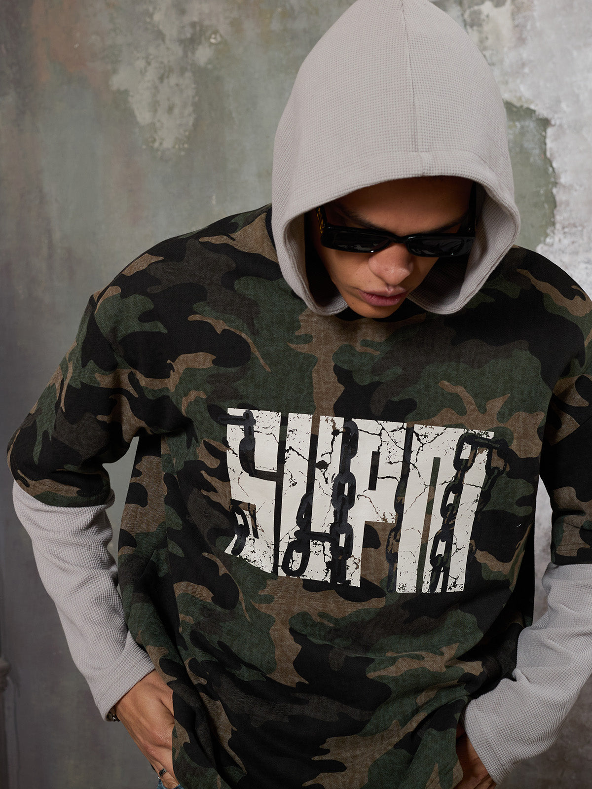 Supermade Camouflage Patchwork Faux Two-Piece Hooded Top?