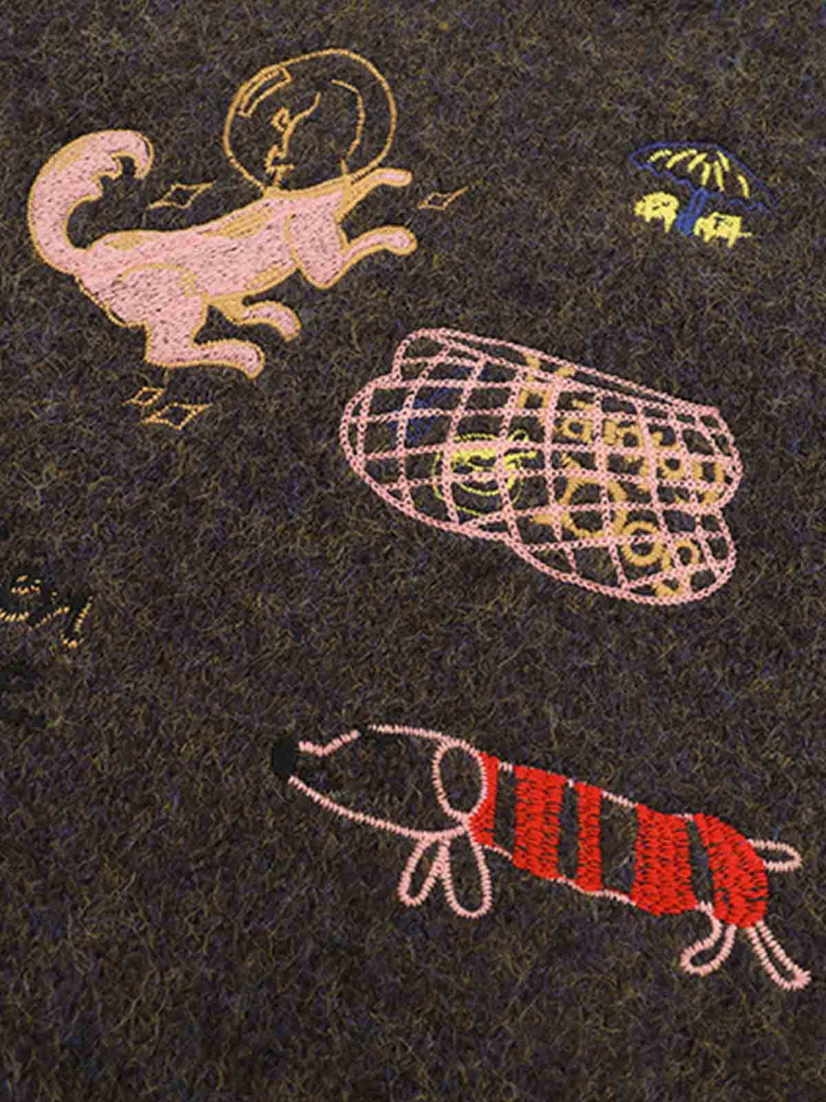 Wool Blend Embroidered Sleeveless Knit Vest with Whimsical Animal Motifs and Artistic Stitching Details?