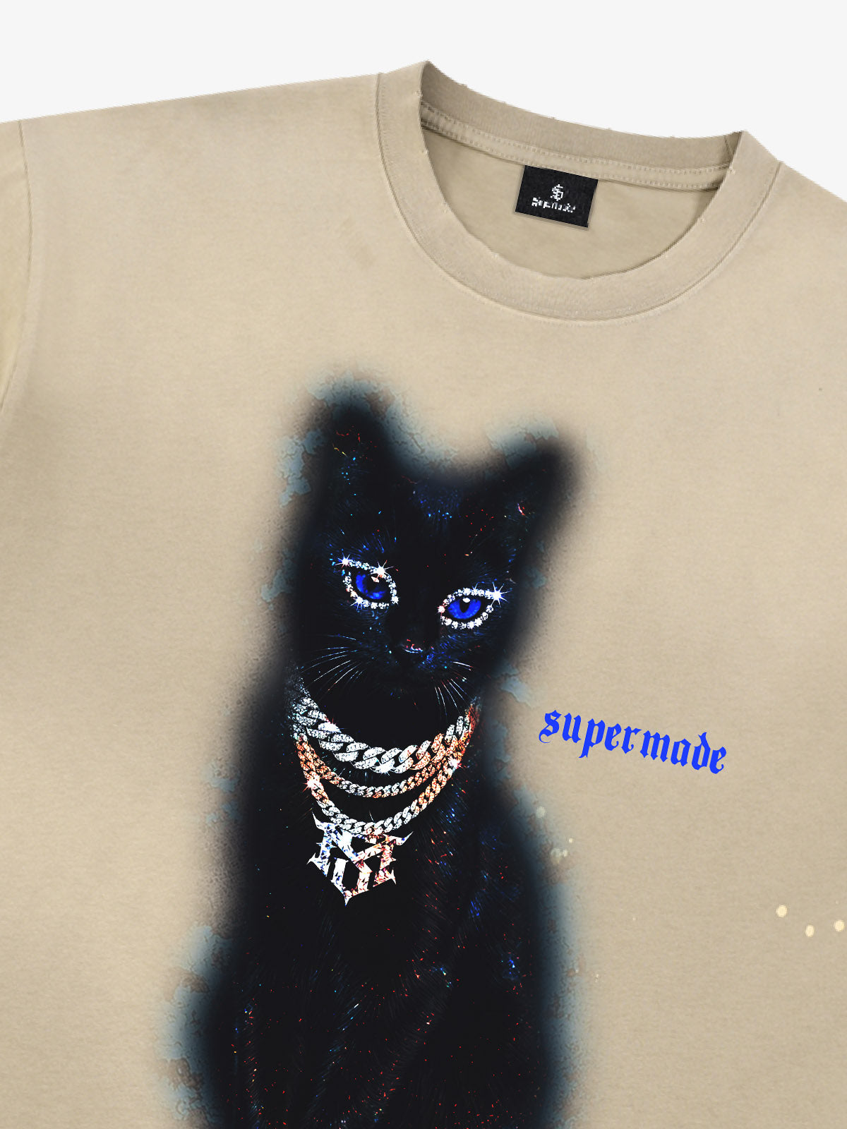 Cotton Black Cat Graphic T-Shirt with Chain Print and Splatter Design?