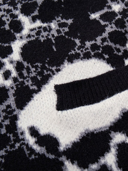 Skull Pattern Knit Sweater for Casual and Fashionable Looks 