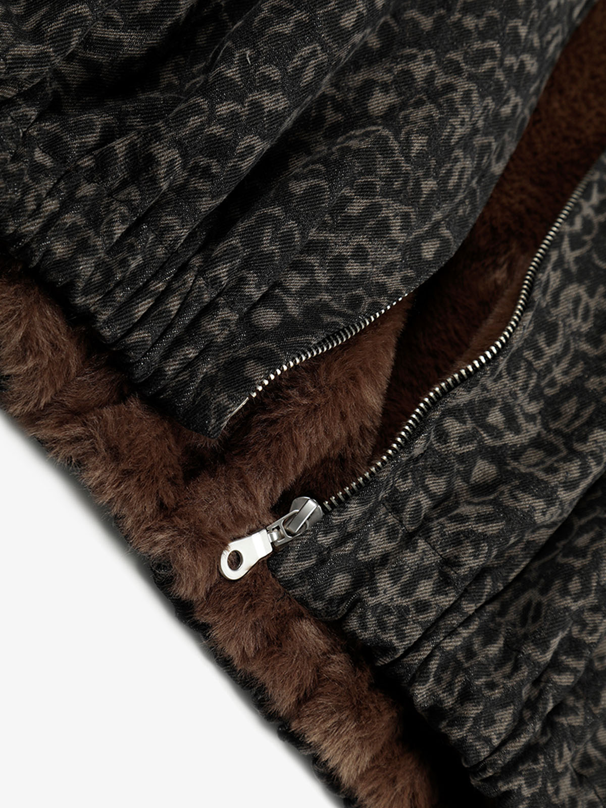 Plaid Vest with Sherpa Collar - Stylish and Warm for Everyday Wear 