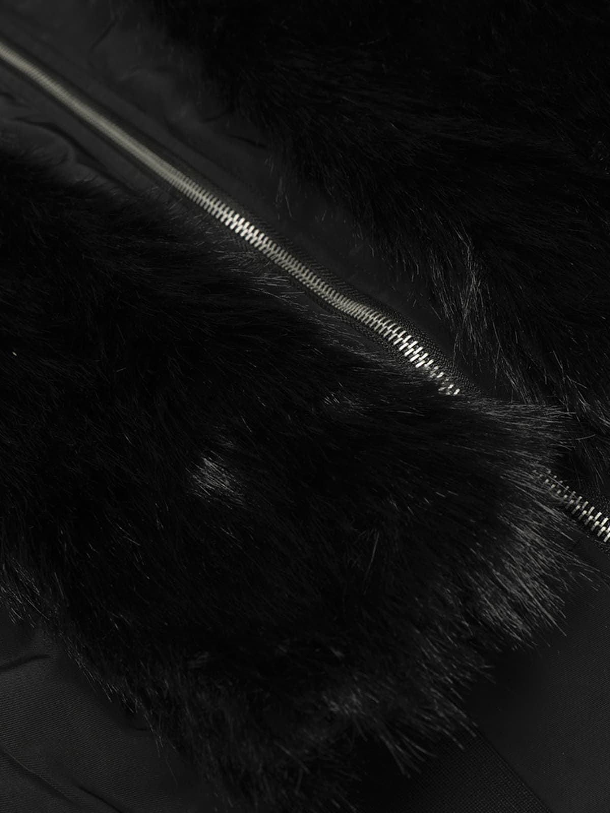 Stylish Faux Fur Trimmed Bomber Jacket for Winter Fashion 