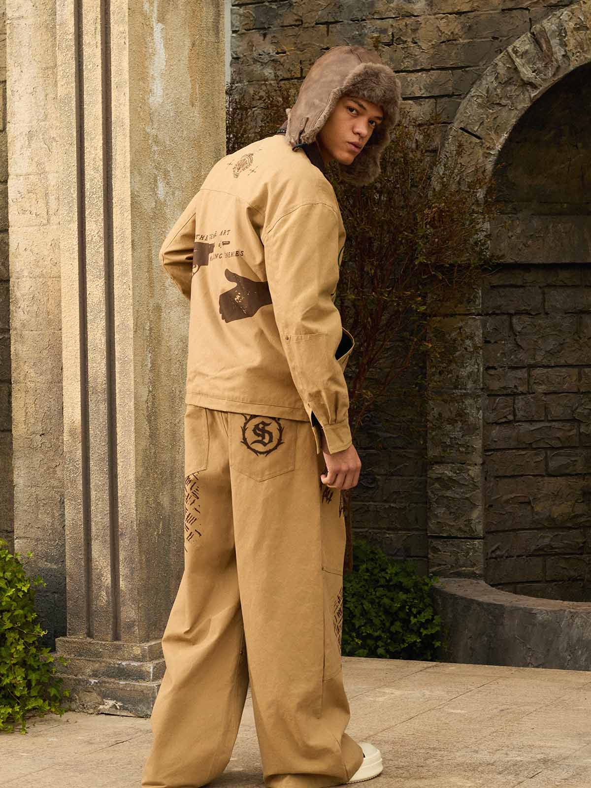 Supermade “Your God Is Not Here” Slogan Print Color-Blocked Embroidered Retro Canvas Set 