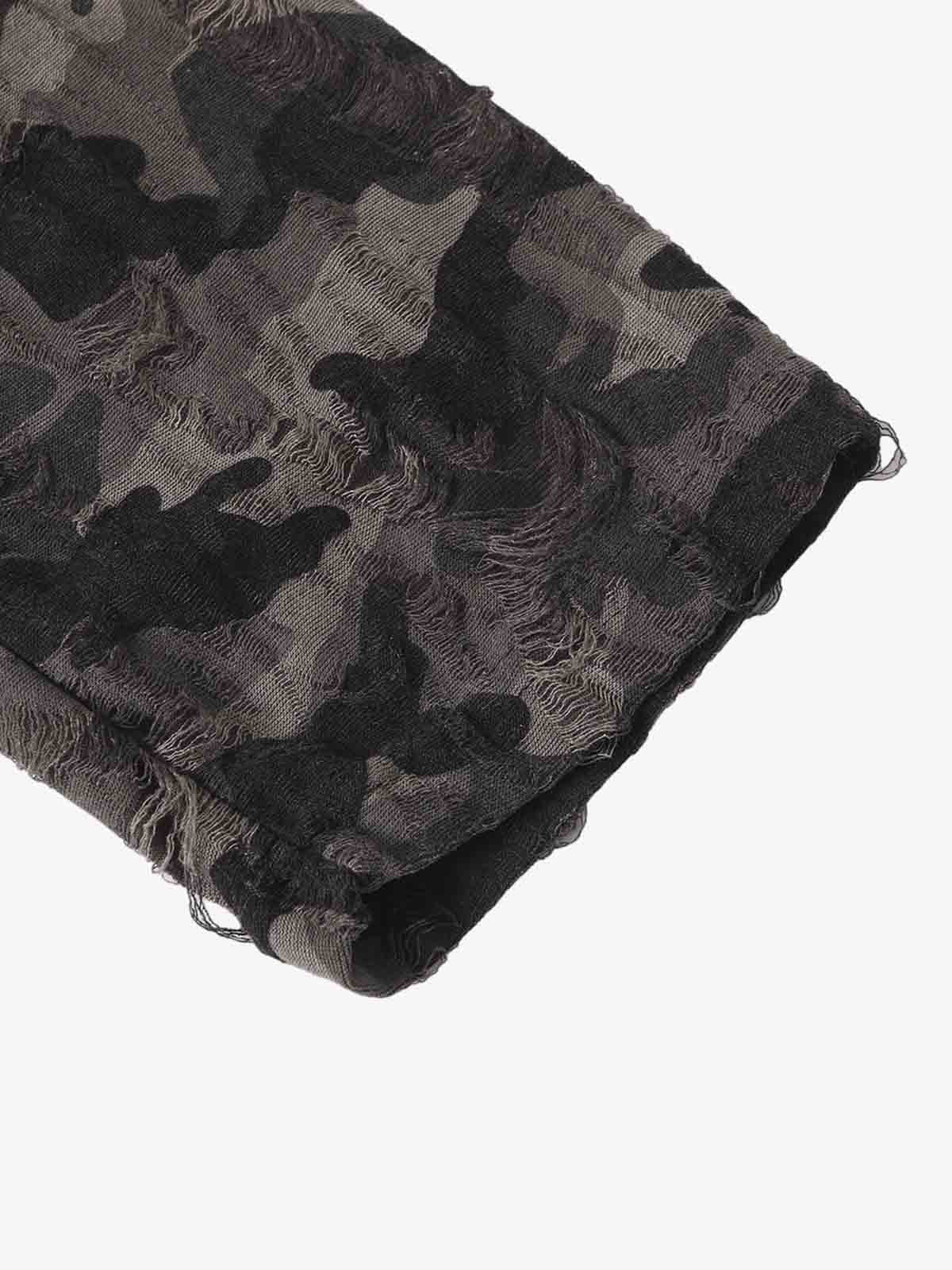 Cotton Blend Oversized Graphic Tee with Leopard Horse Print and Camo Layered Sleeves?