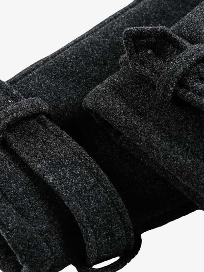 Stylish Zip-Up Jacket with Sleek Button Detail 