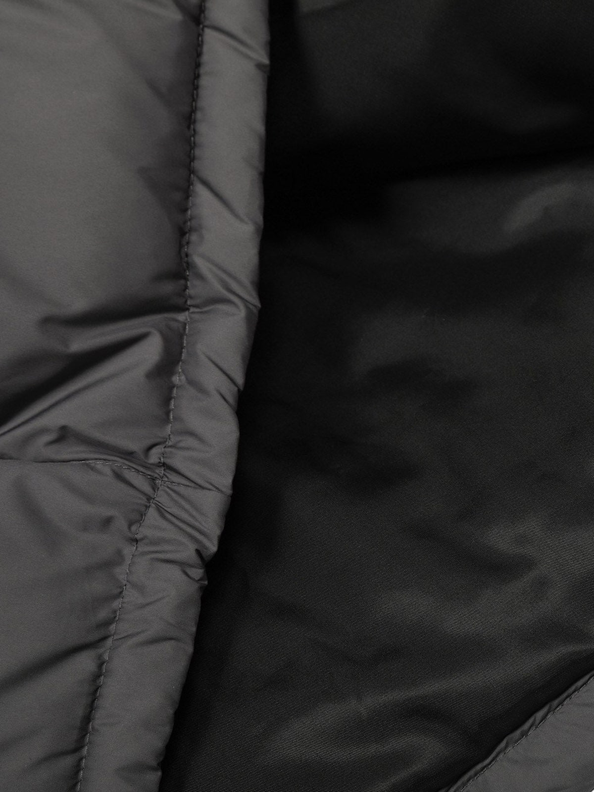 Lightweight Hooded Puffer Jacket for Winter and Fall - Essential Outdoor Wear with Adjustable Drawstring 