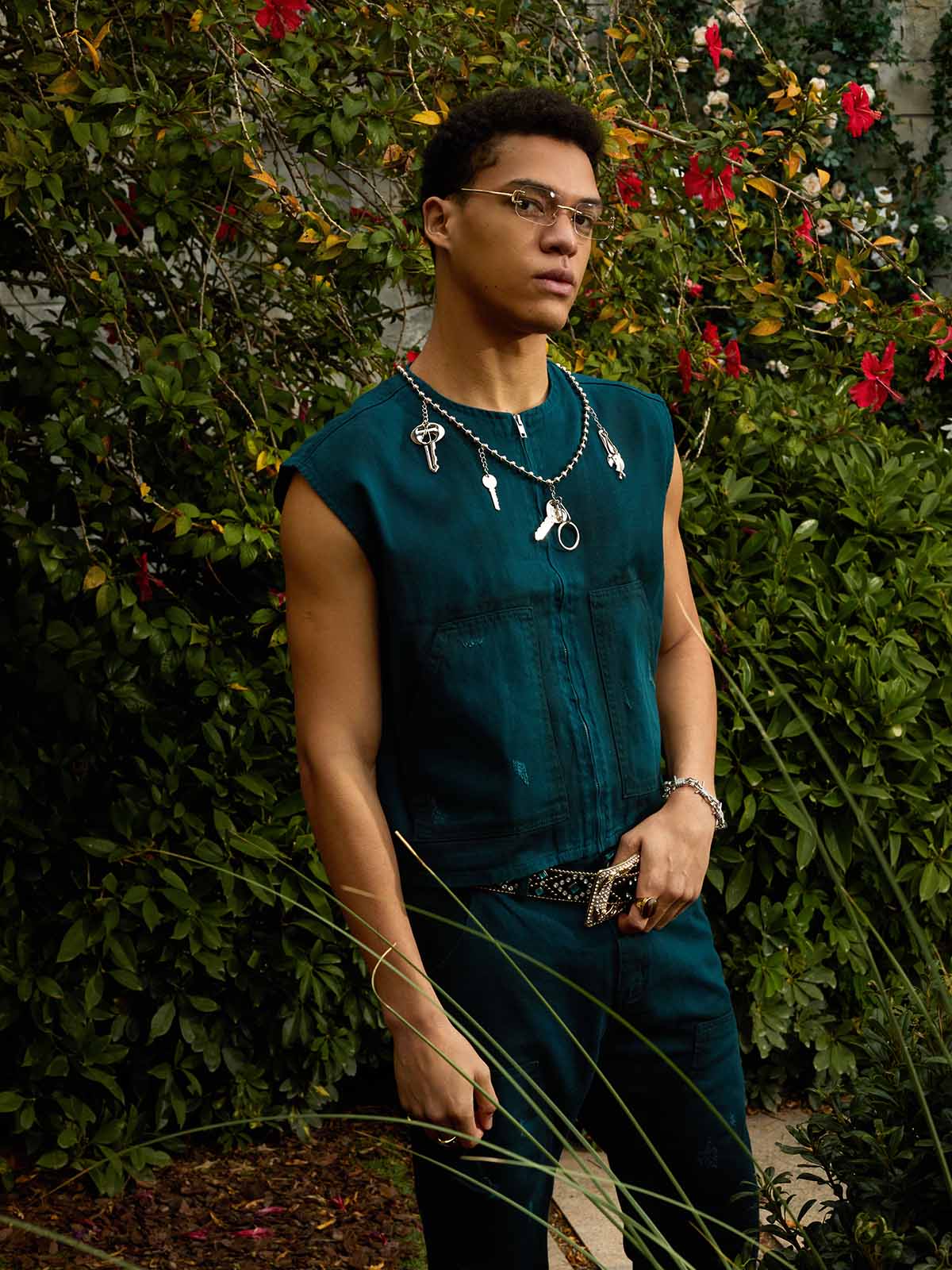 Stylish Gray Vest with Reflective Details 