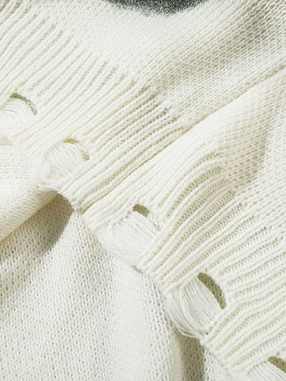 Chain Jacquard Spray-Painted Hole Round Neck Sweater 