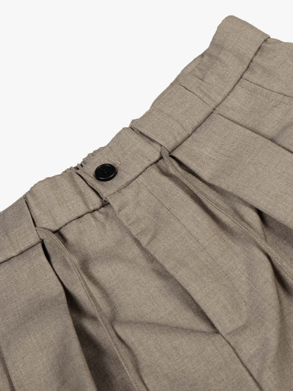 Wide-Leg Pleated Trousers for Modern Elegance 