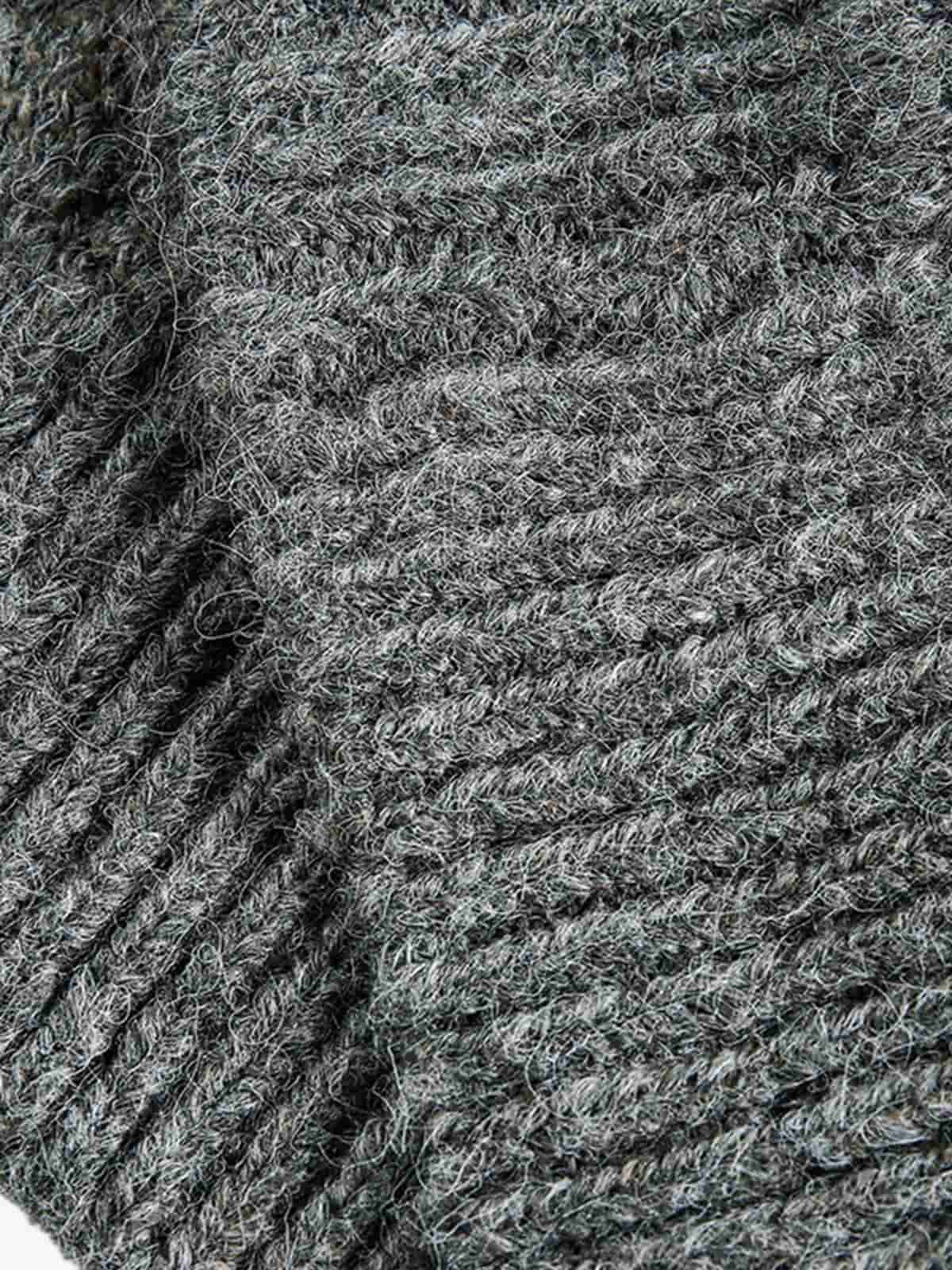 Cozy Winter Knit Sweater with Deer Motif and Zip Closure 