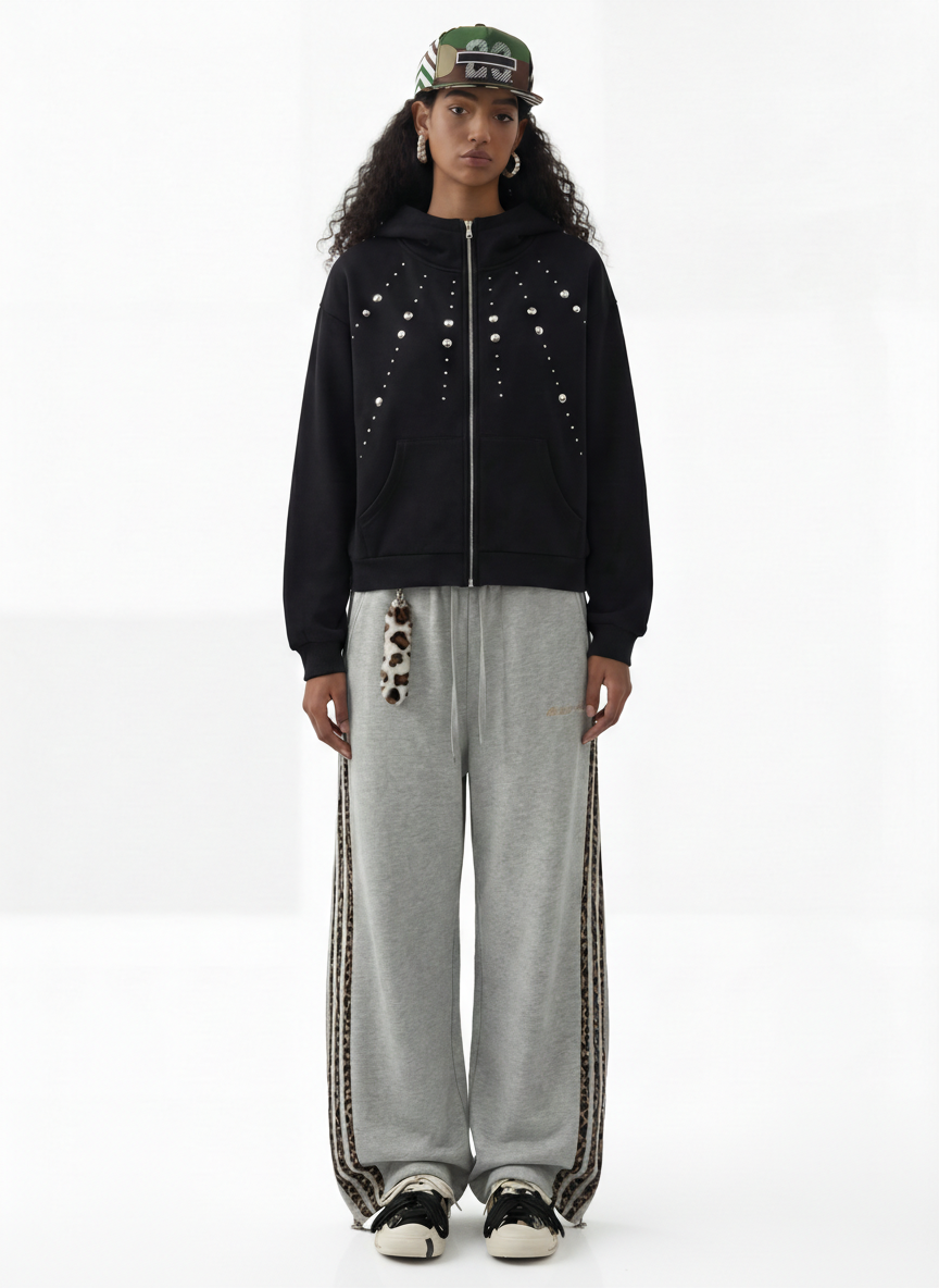 Graphic 23 Panel Contrast Snapback Cap