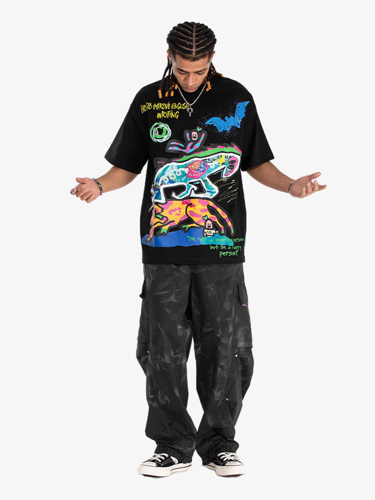 Cotton Graphic Print T-Shirt with Vibrant Street Art Design for Men?