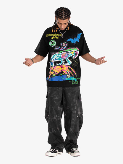 Cotton Graphic Print T-Shirt with Vibrant Street Art Design for Men?