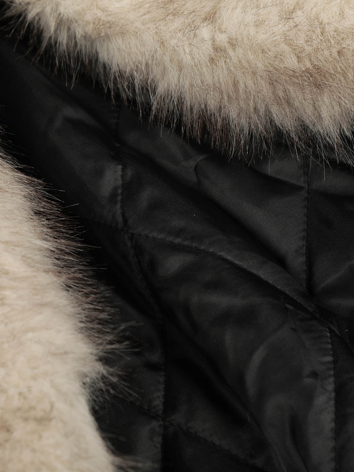 Stylish Winter Bomber Jacket with Faux Fur Collar - Perfect for Cold Weather 