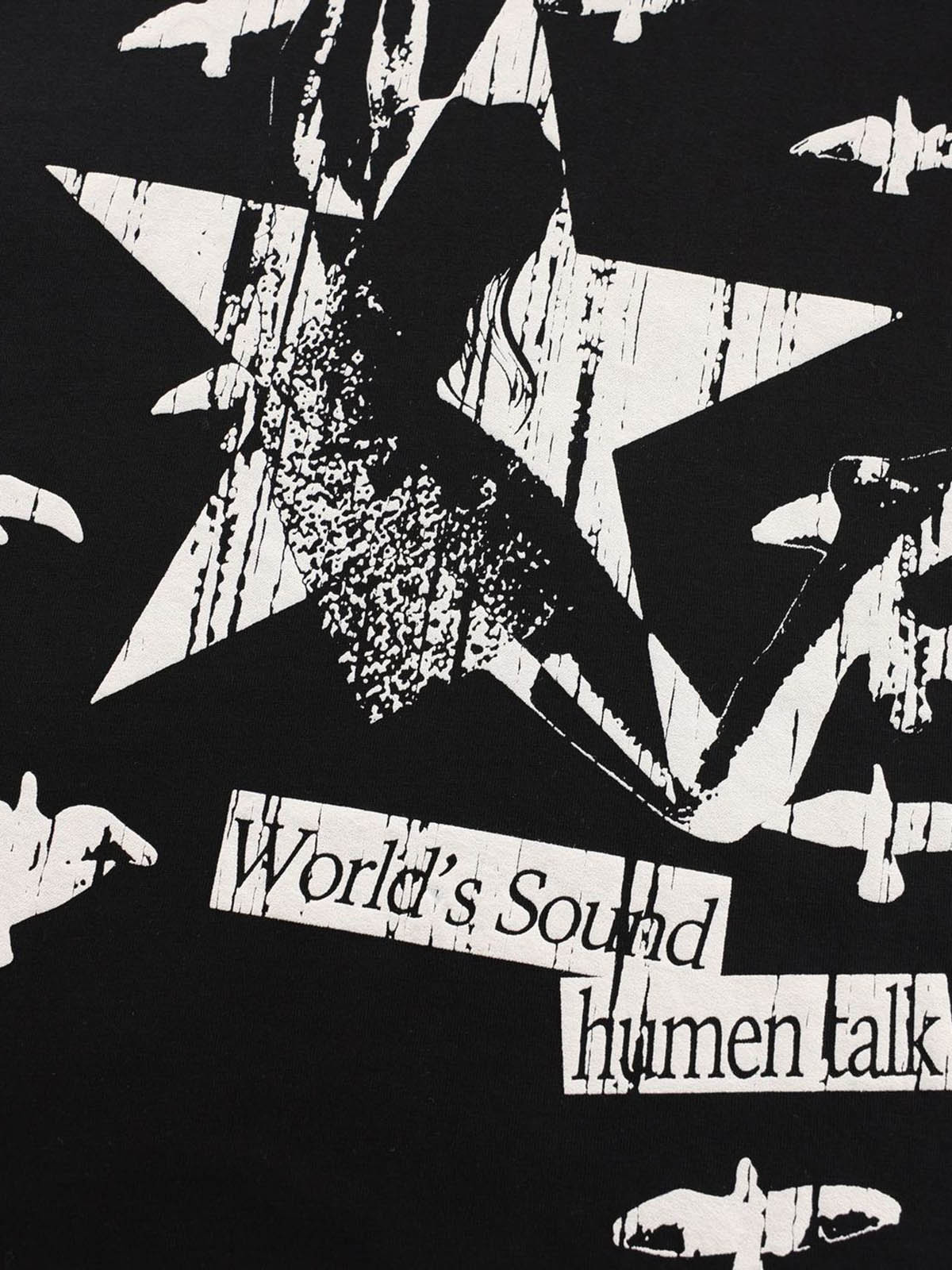 Trendy Graphic Long Sleeve T-Shirt for Men - Perfect for Casual and Festive Wear 