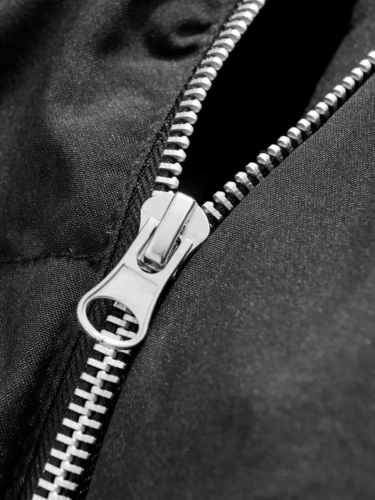 Skull Pattern Knit Sweater for Bold Fashion Statements 