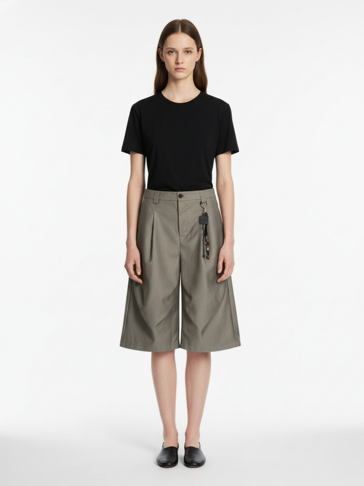 Deconstructed Pleated Pendant Casual Jorts