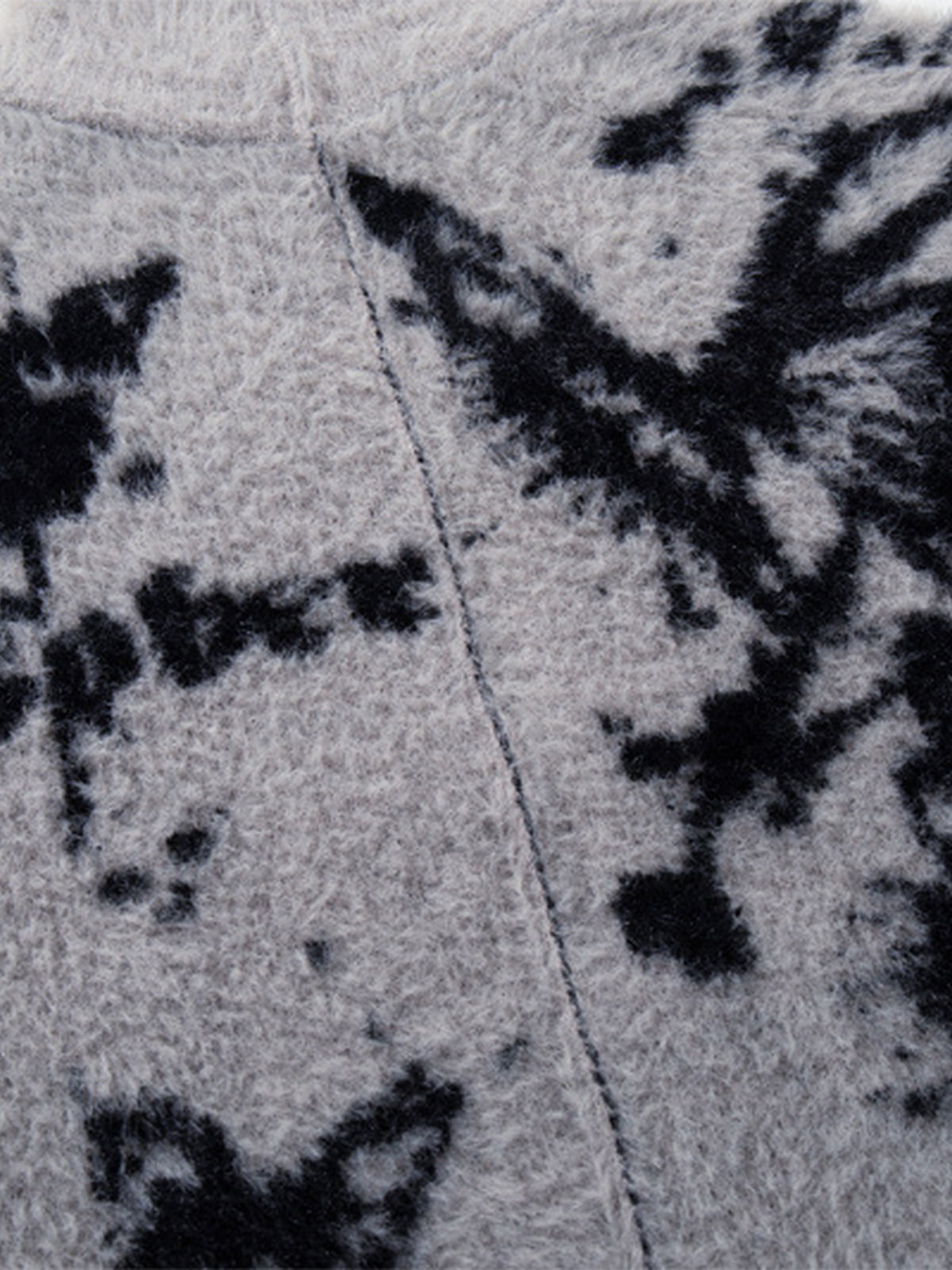 Cozy Pink Patterned Sweater for Women - Perfect for Casual and Festive Occasions 