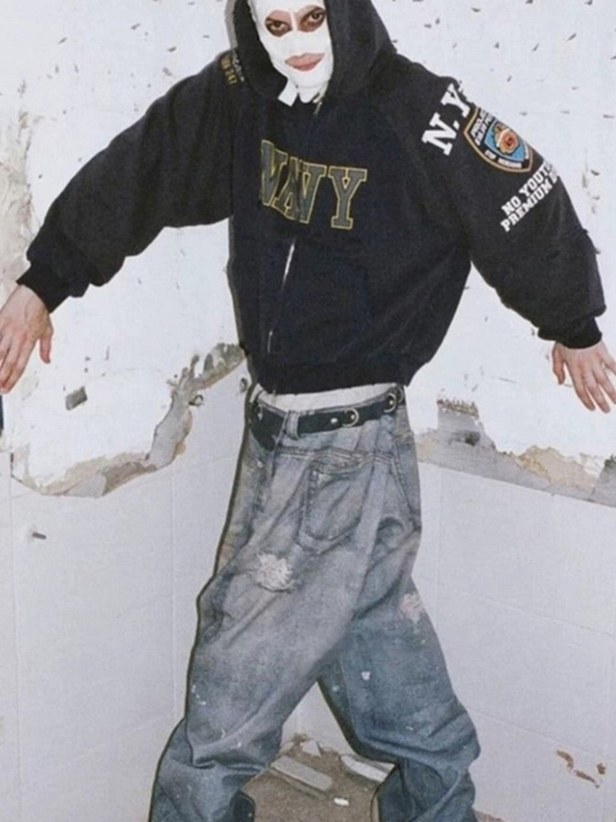 Washed Street Printed Destroyed Jeans 