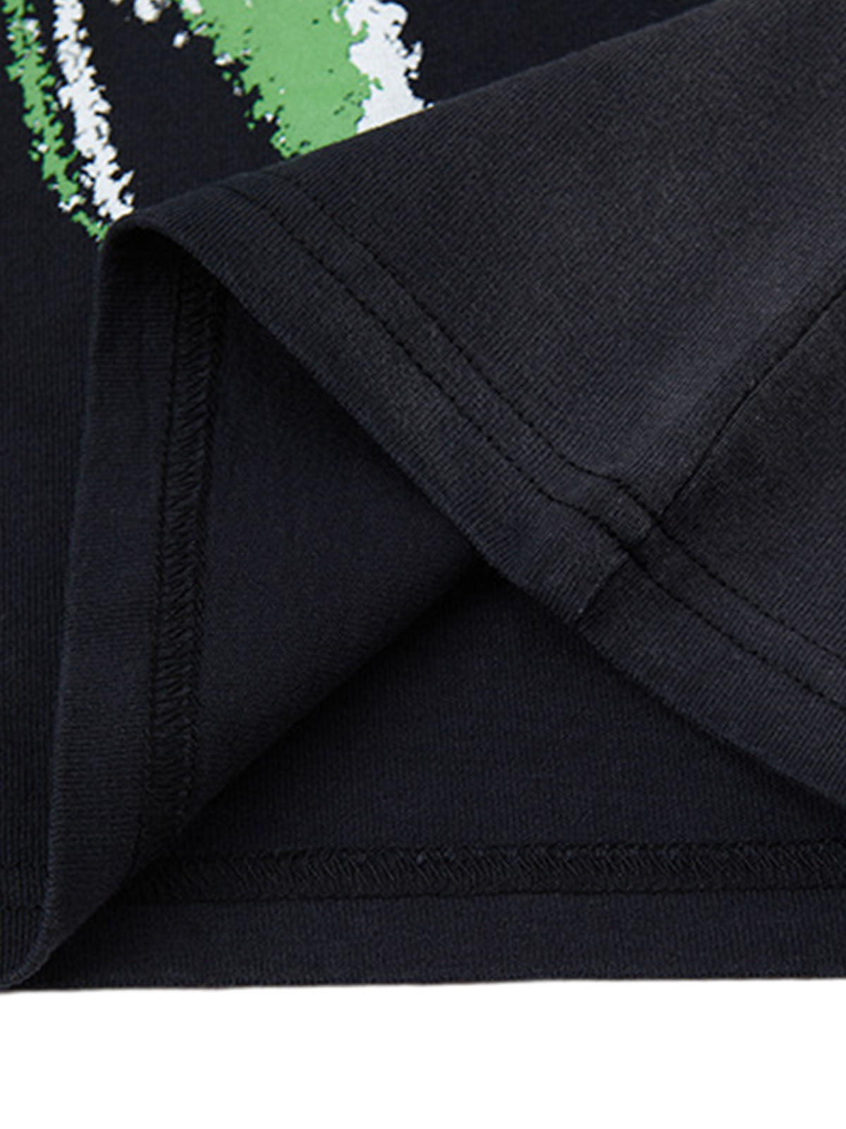 Street Graphic Spray Print Necklace T-Shirt 