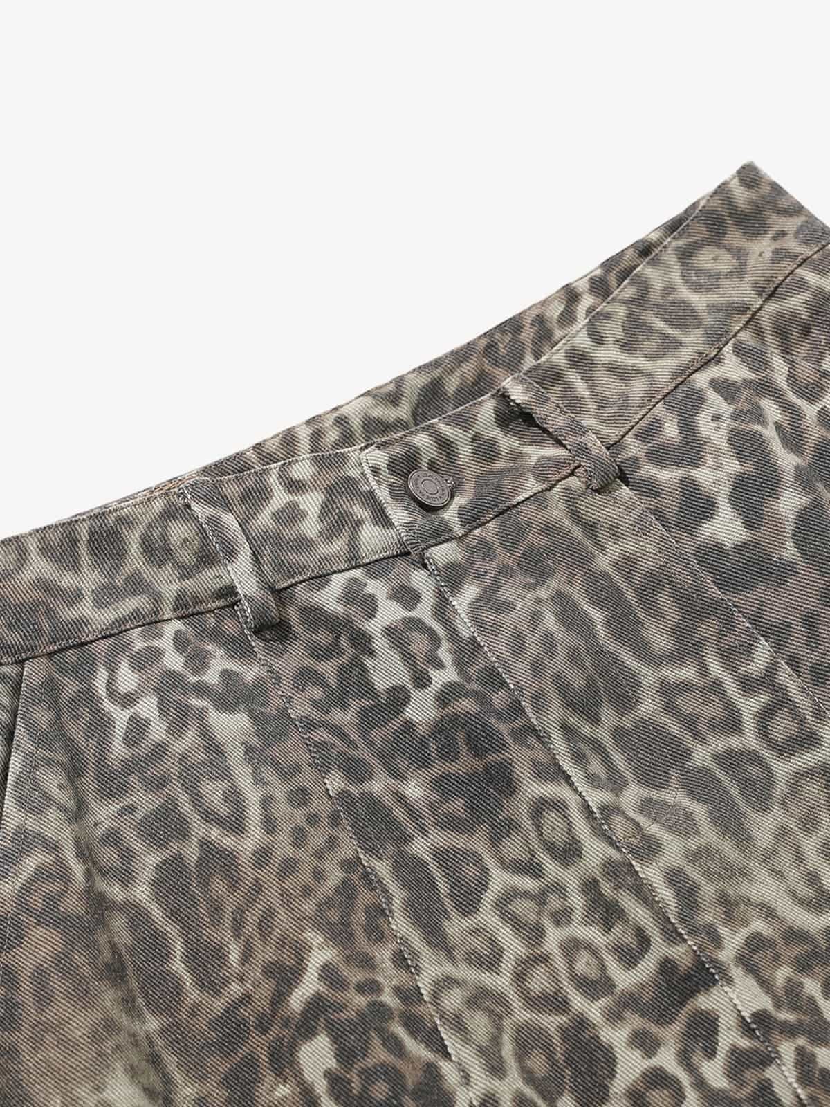 Wide-Leg Striped Trousers for Modern Elegance 