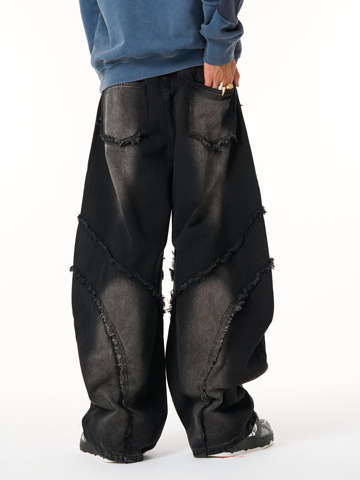 Washed Distressed Raw Edge Barrel Jeans - 2402 