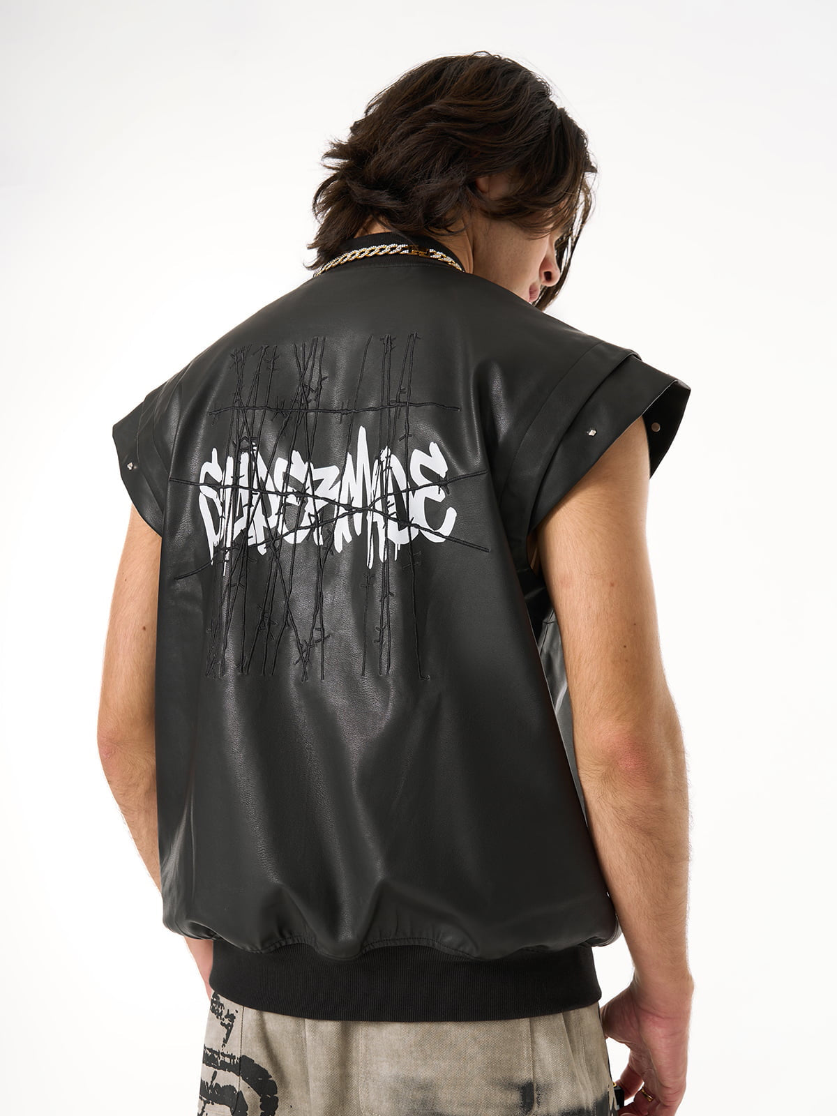 Thorn Destruction Frame Pattern Leather Vest 