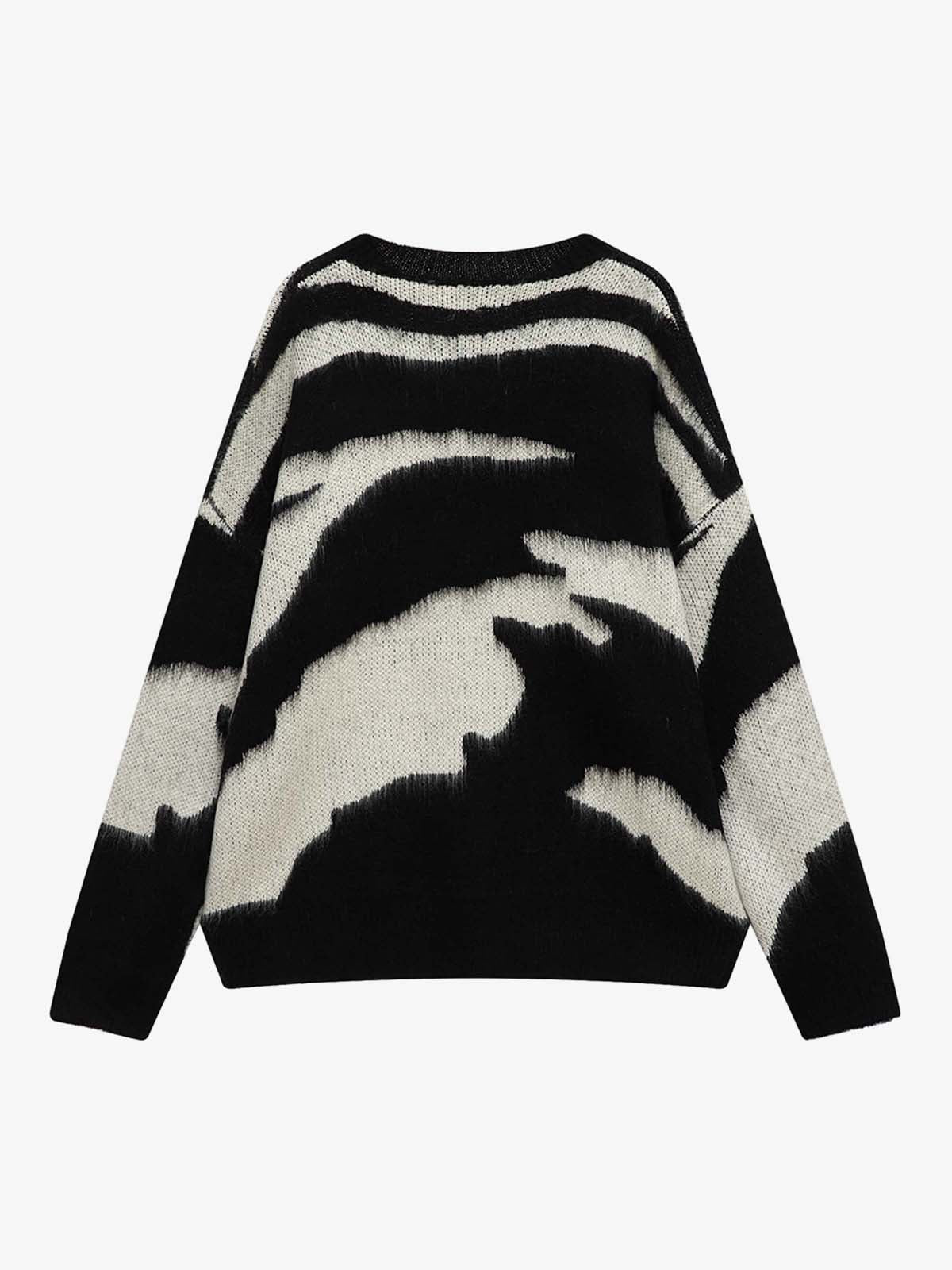 Striped Pattern Oversized Sweater for Women - Trendy and Versatile Winter Knitwear 