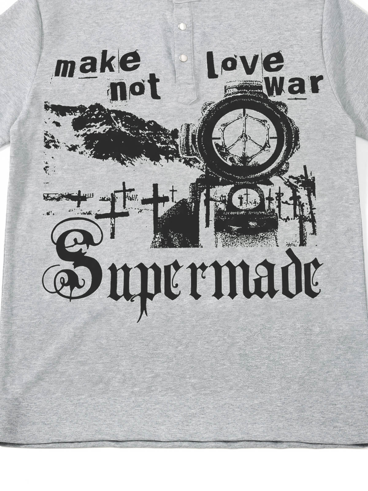 Cotton blend loose-fitting stand-up collar button-front short-sleeved T-shirt with anti-war print. 