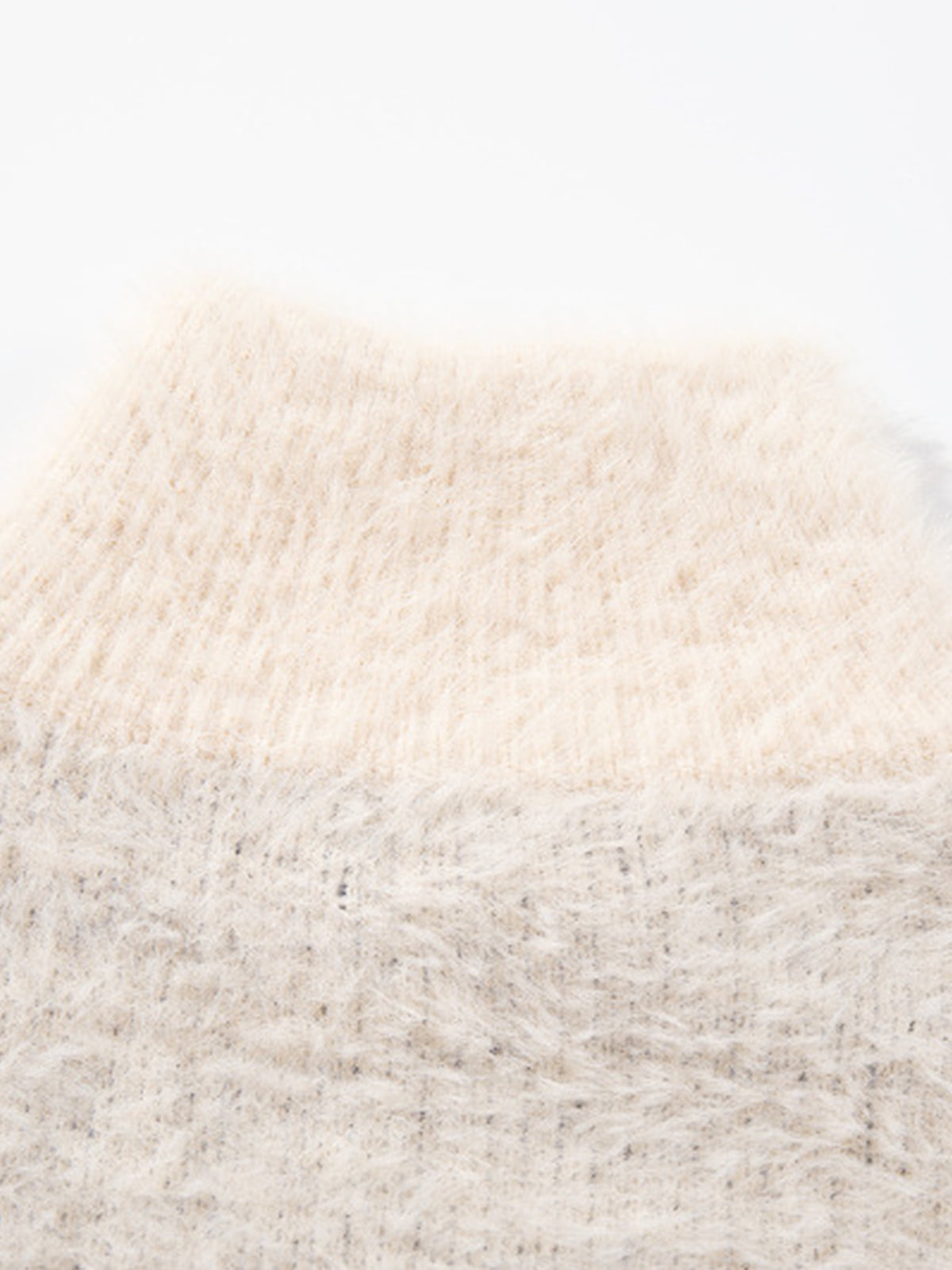 Cozy Pink Patterned Sweater for Women - Perfect for Casual and Festive Occasions 