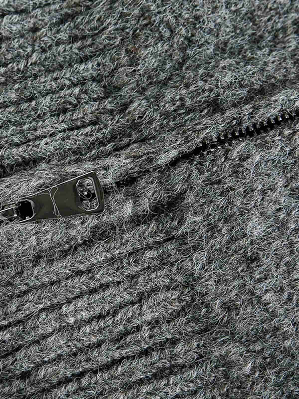 Cozy Winter Knit Sweater with Deer Motif and Zip Closure 