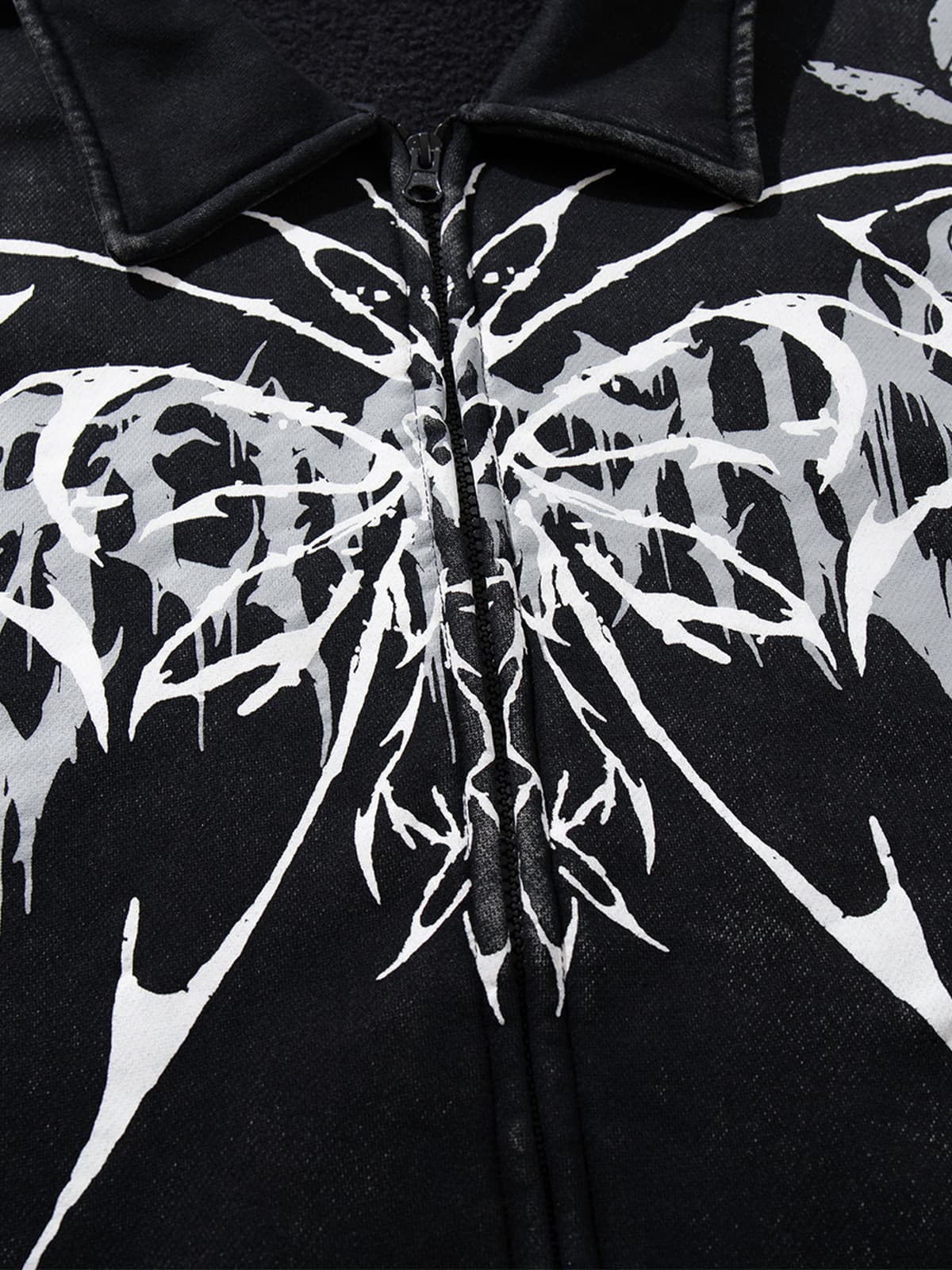 Skull Pattern Knit Sweater for Bold Fashion Statements 