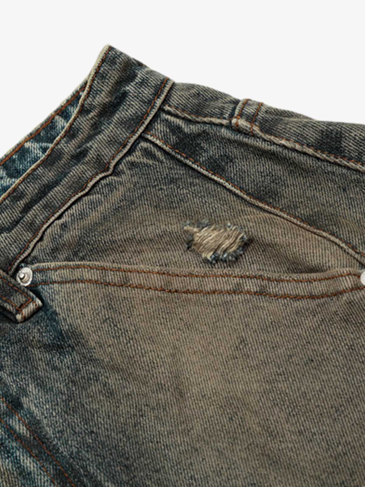 Distressed Denim Shorts for Summer - Stylish and Comfortable Everyday Wear 