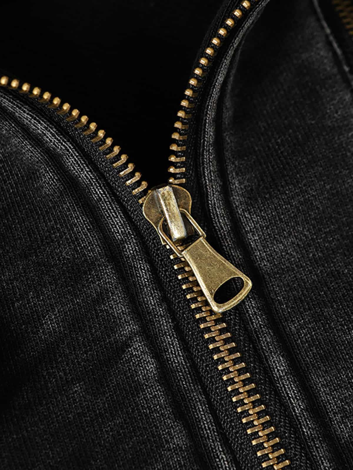 Stylish Black Hooded Jacket with Zippered Pockets and Faux Fur Lining for Ultimate Comfort 