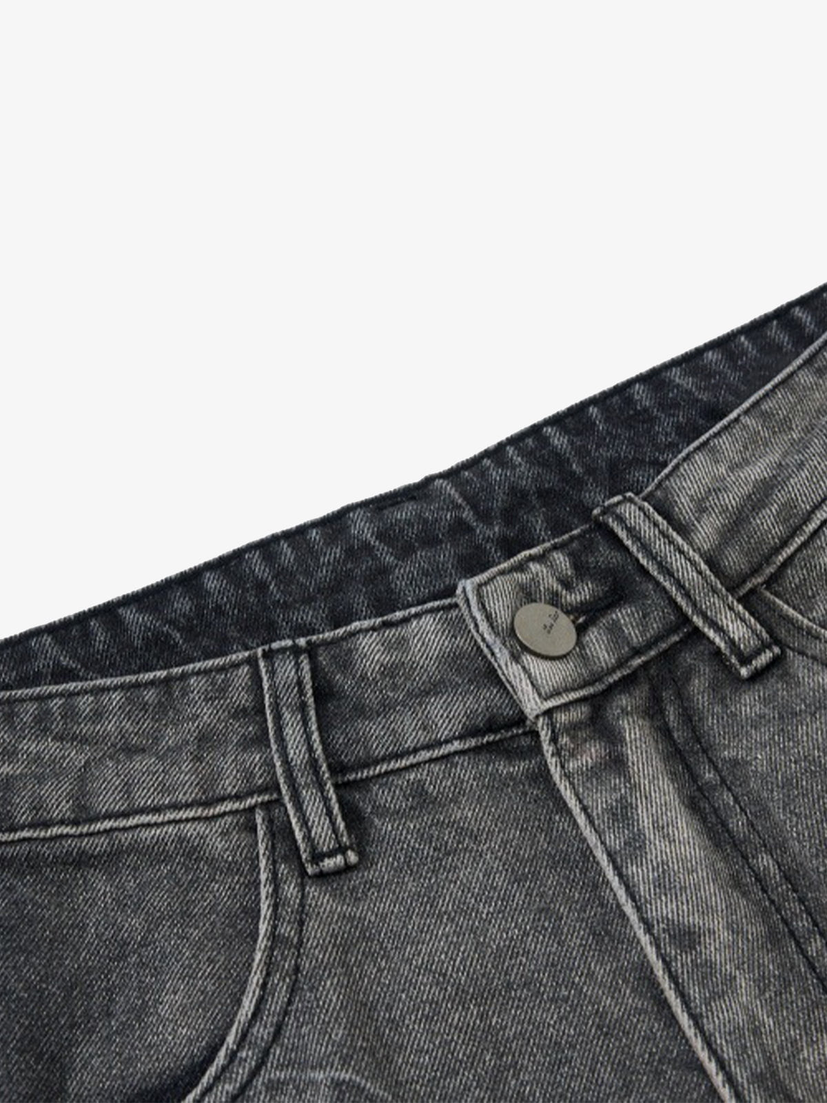 Plaid Jacket with Zipper Detail and Keychain Accessory - Perfect for Casual Outfits 