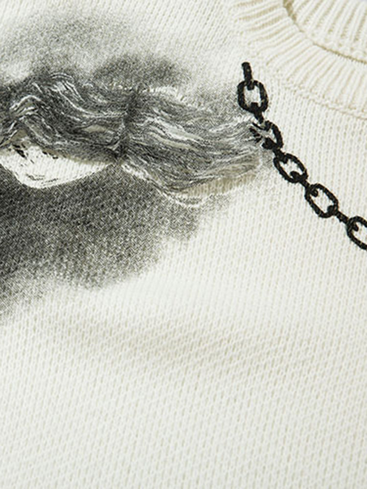 Chain Jacquard Spray-Painted Hole Round Neck Sweater 