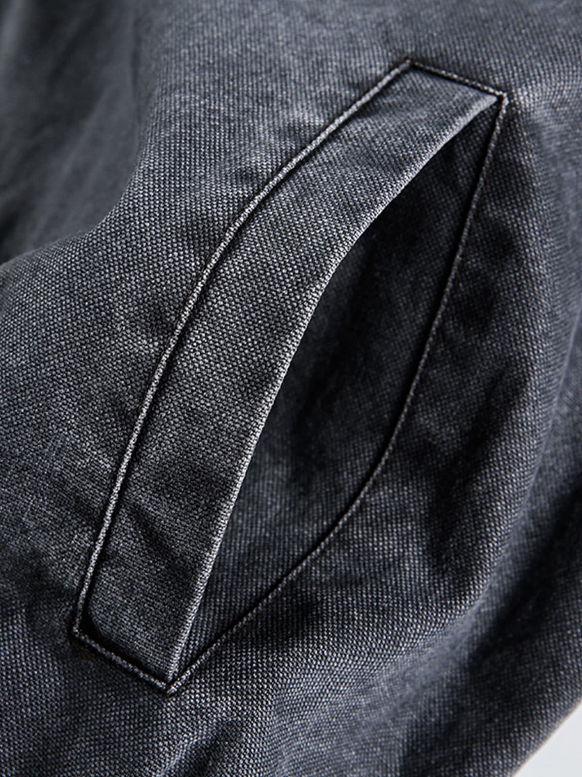 Stylish High-Collar Denim Jacket for All-Season Wear 