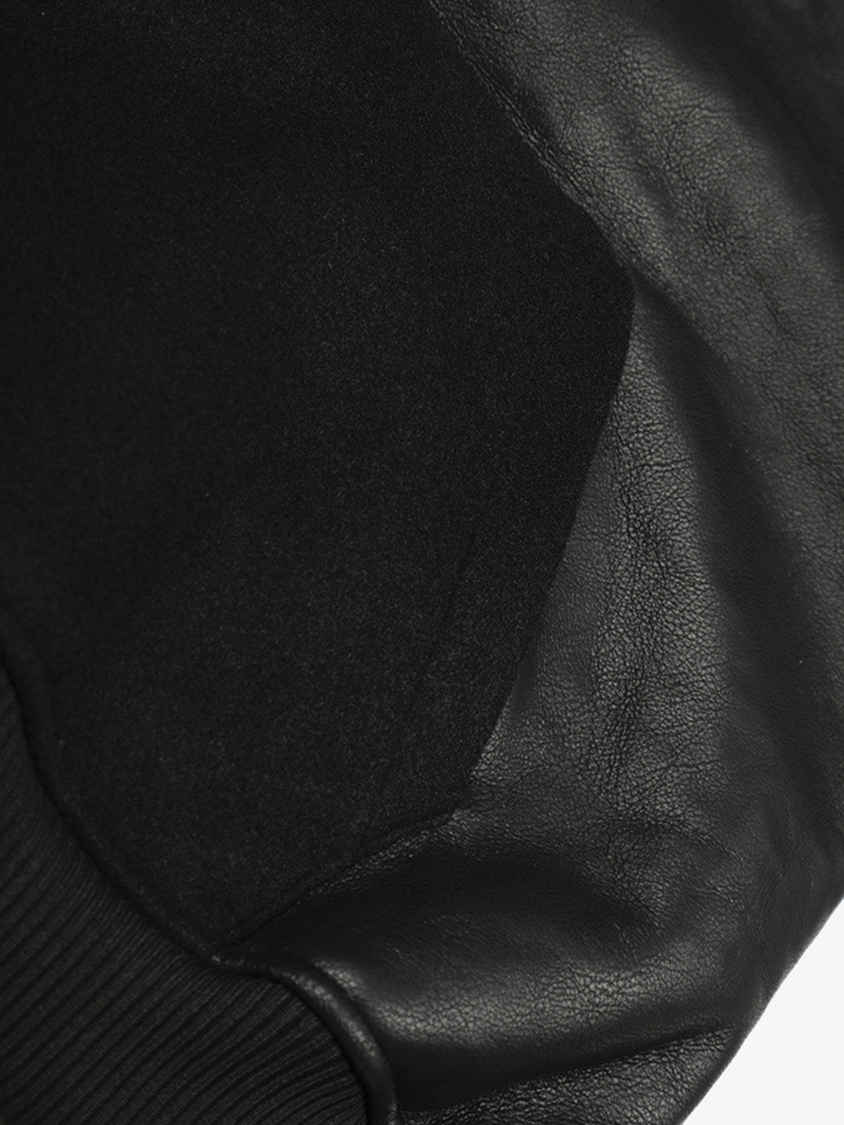 Stylish Bomber Jacket with Faux Fur Collar for Winter Fashion 