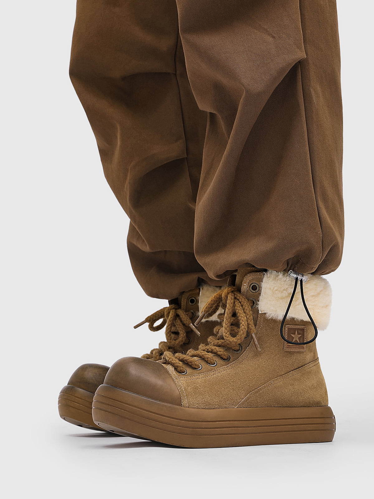 Winter Warmth High-Top Sneaker Boots with Fuzzy Collar 