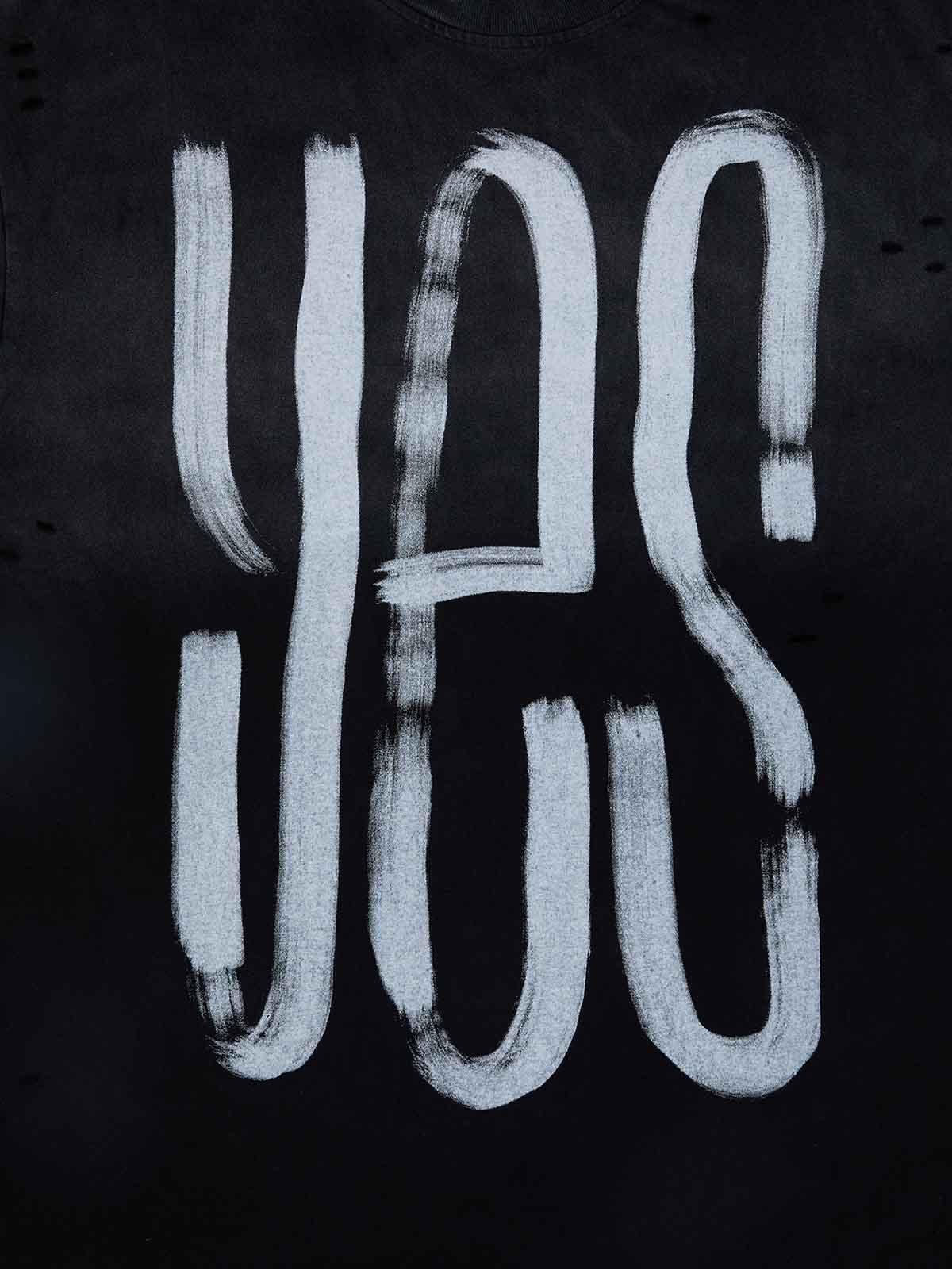 Cotton Ripped Sleeveless Tank Top with Frayed Hem and Cut-Out Details for Edgy Streetwear Style 