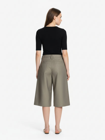 Deconstructed Pleated Pendant Casual Jorts