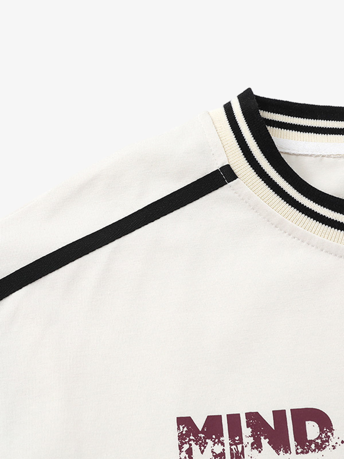 Stylish Layered T-Shirt with Bold Graphic Design for Casual Wear 